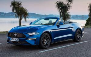 Ford Mustang EcoBoost Convertible 2018 года (UK)
